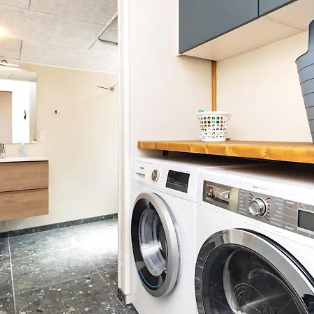 Renovated With - By Traum Дом отдыха