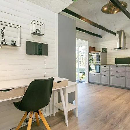 Renovated With - By Traum Дом отдыха