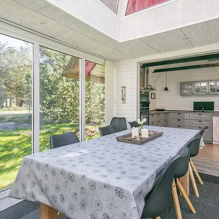 Renovated With - By Traum Дом отдыха *