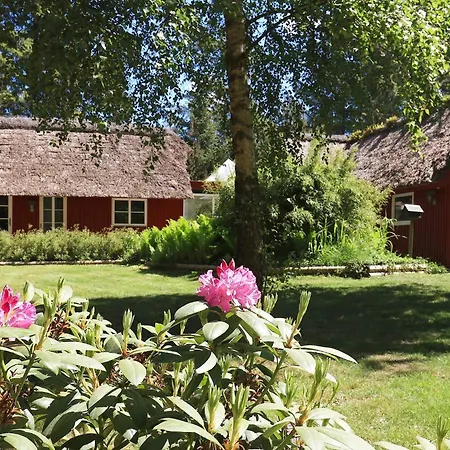 Дом отдыха Renovated With - By Traum Блаванн